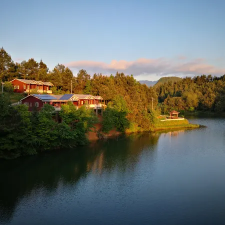 Baizhen Hostel
