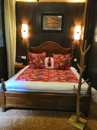 wangyuelou Inn Отели в г. Хуанпин