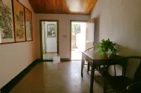 Yuxian Yangyue Caotang Homestay