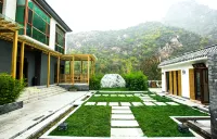 Beijing Yunshui Yaoshanju Hot Spring Resort (Changping Ming Tombs Resort) Hotels in Peking