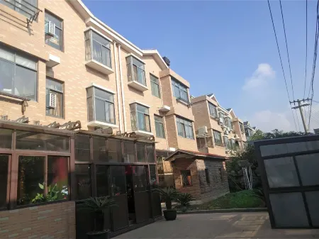 Shuosidun Apartment Отели рядом с достопримечательностью «Zhuzhai Guan Yu’s Temple»