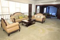 Lantian Hotel Hotels in Honghu