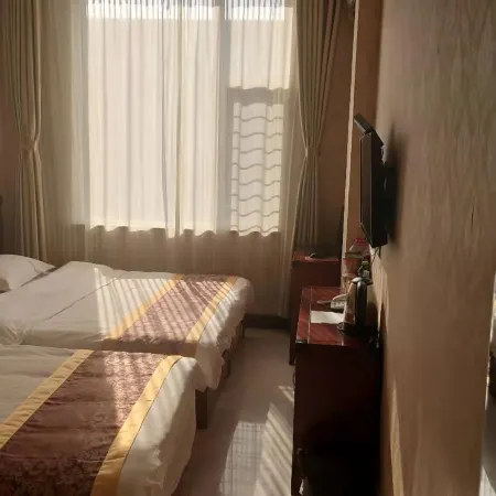 Huairen Hongda Hotel