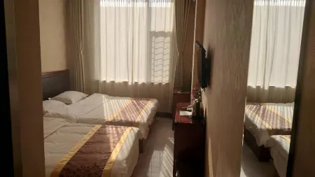 Huairen Hongda Hotel