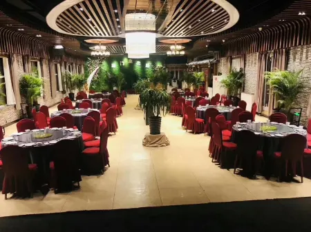 Guomen Shengtaiyuan Hotel