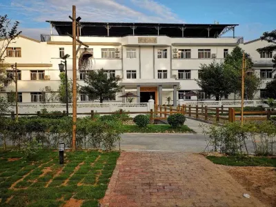 Huangtang Inn Hotels near The August 1st Nanchang Uprising Army Sanheba Battle Martyrs＇ Cemetery