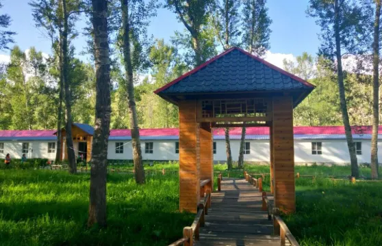 尼勒克草原驛棧