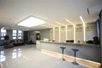 AMOUR HOTEL