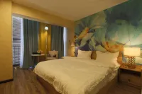 Kunming Yunman Impression Hotel Hotels near Kunming University of Science and Technology Chenggong Campus Library