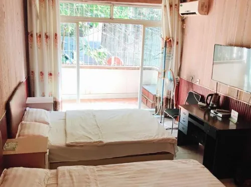 Neijiang Jiale Chinese Inn - Pet friendly