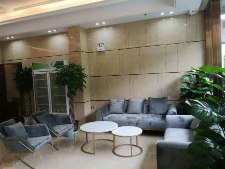 Boyue Business Hotel Отели рядом с достопримечательностью «Yao Family Courtyard in Taiyuan, Shanxi»