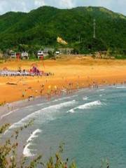 Tawan Golden Sand Beach