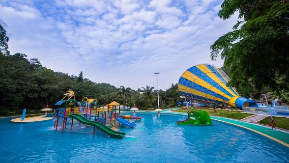 Palm Valley Water City