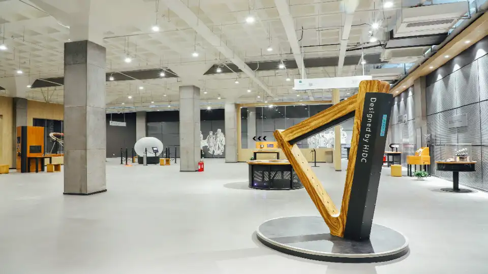 3_Hisense Exploration Center