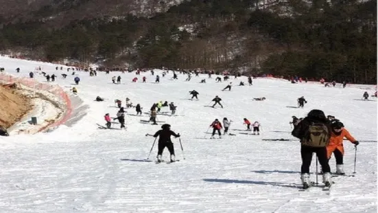 Keyouqian Qixuecun Ski Field