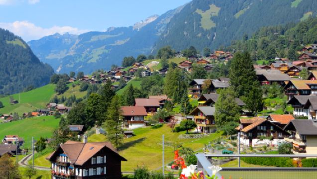1-day tour to Jungfraujoch - Top of Europe, Grindelwald and Lungern from Interlaken with Chinese-speaking guide and hotel transfers