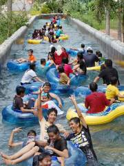 Bukit Gambang Resort City- Water Park