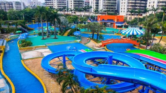 Honghua Lake Water Park