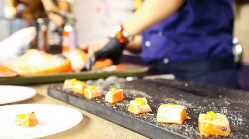 4_Shanghai Exhibition Center