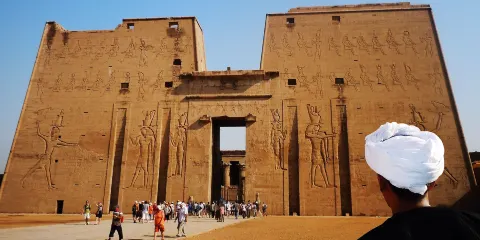 盧克索至阿斯旺一日遊:探秘荷魯斯神廟、康翁波、菲萊神廟與大壩