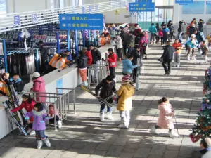 tai hang wu zhi shan hua xue chang