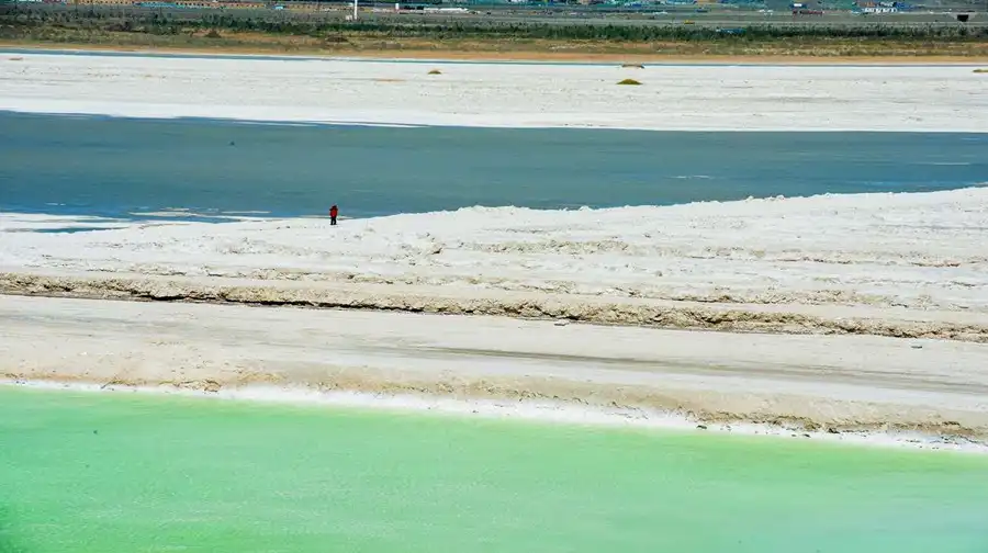 5_Guhya Salt Lake