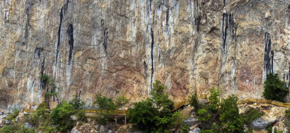4_Ningming Huashan Rock Art Scenic Area