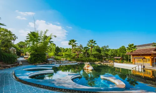 Luotian Sanlifan Hot Springs Resort