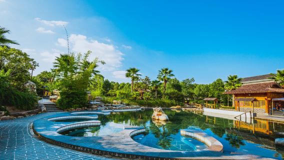 Hot Springs in Huanggang
