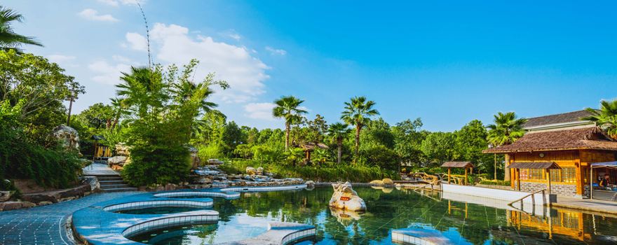 Luotian Sanlifan Hot Springs Resort