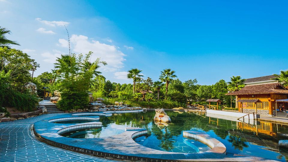 Hot Springs in Huanggang