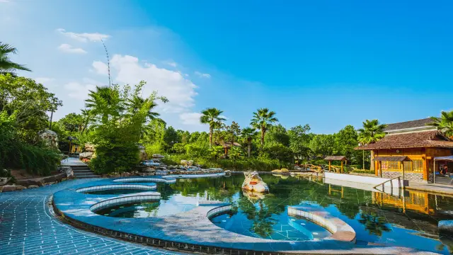 Hot Springs in Huanggang