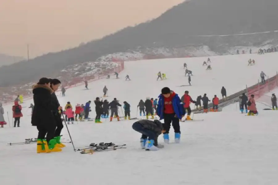 Hongyagu Ski Field