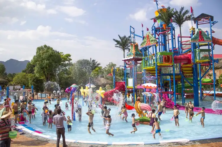 Hotels near Hangkongxiaozhenshui Amusement Park