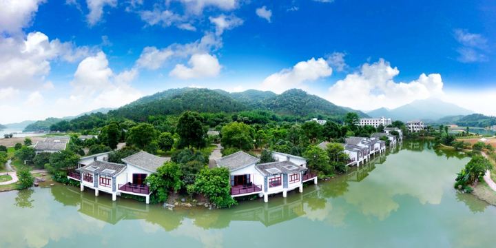 Wanlü Lake · Wanlü Valley Resort