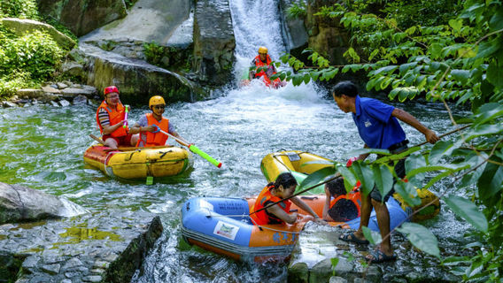 Jiangjunguan Adventure Rafting