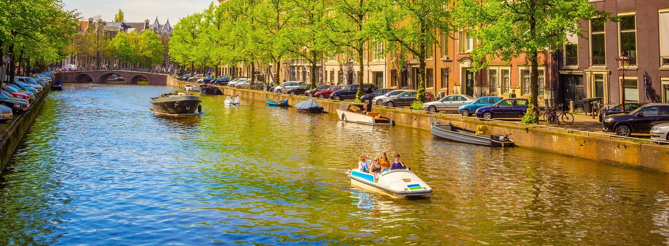 Pedal boat ride in Amsterdam| Trip.com