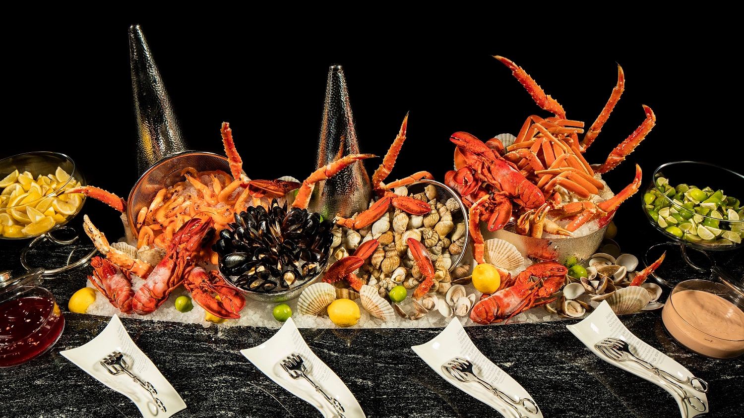 Buffet Dinner at Spotlight in Studio City Hotel Macau