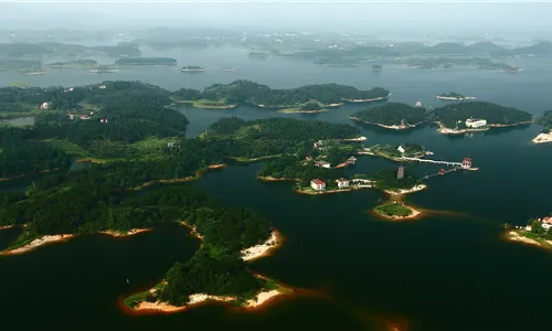 Scenic Spot of Wanfo Lake