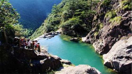 Pan'an Baizhang Pond