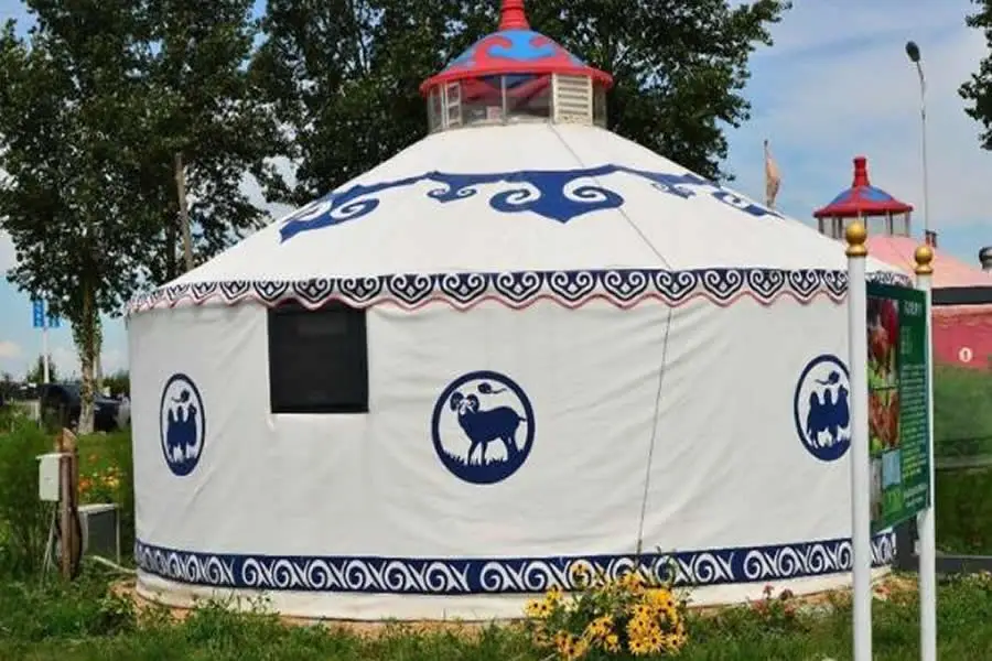 Yihetian Mongolian camp