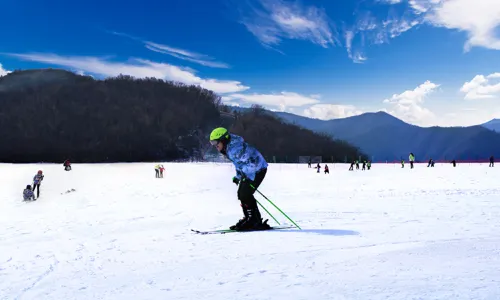 Anji Skiing