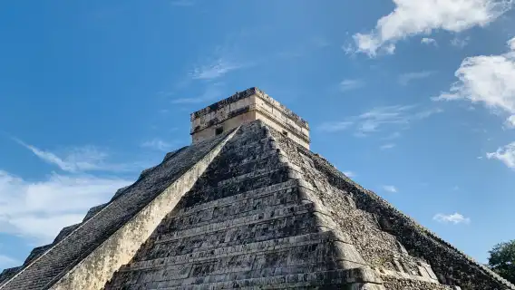 Chichen Itza and the Internet-famous Double Sky Well 1-day tour[Explore Mayan Civilization with admission ticket and Lunch]
