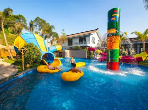 주롱 온천 공원