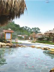 Mingyue Mountain Tianmu Hot Spring Resort