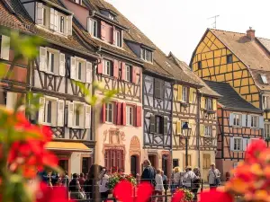 Architectural Walk of Colmar with a Local