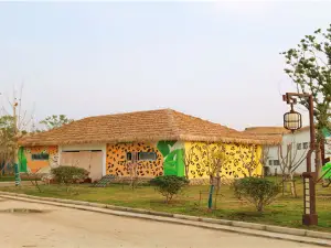 Linquan Magic Zoo