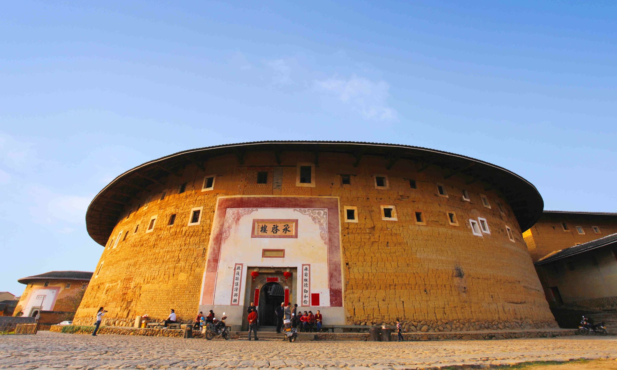 Private day tour of Yongding Tulou, Gaobei Tulou King, and Chengqi Building from Xiamen.