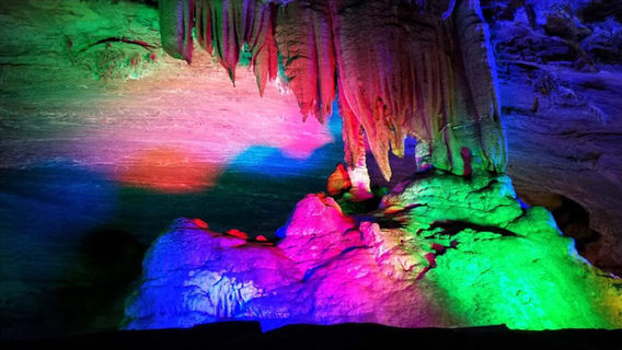 ถ้ําเทพเจ้า