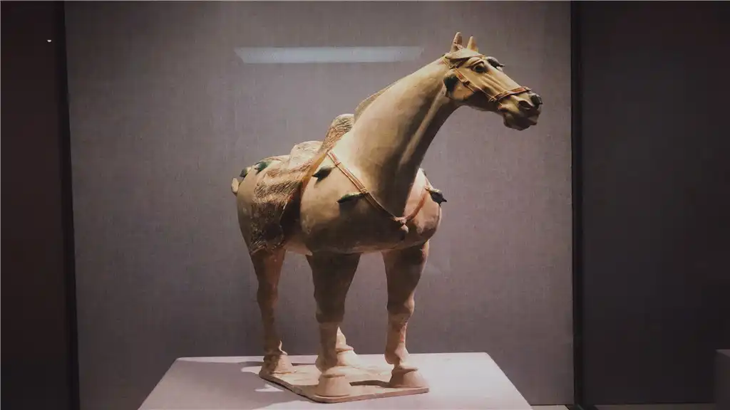 鄰近河洛文明展的酒店